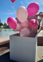 Ballon Box gefüllt mit Helium Ballons – Bild 8