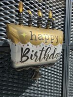 Folienballon Happy Birthday Torte in schwarz, weiß, silber und gold – Bild 3